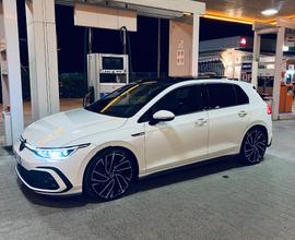 VOLKSWAGEN Golf 8ª serie - 2021