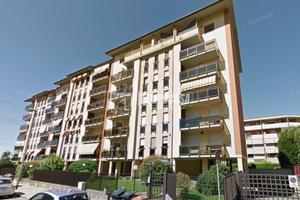 Alloggio in stabile recente termoautonomo con box!