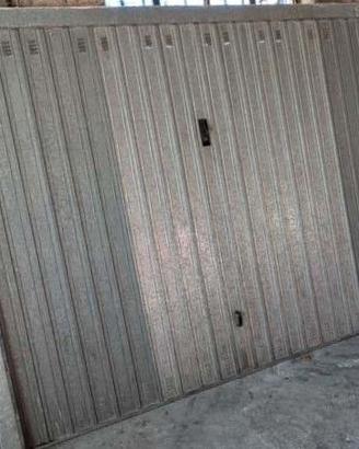 Porta Basculante per Garage, Rimesse e Box Auto