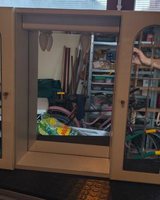mobiletto bagno con specchio 