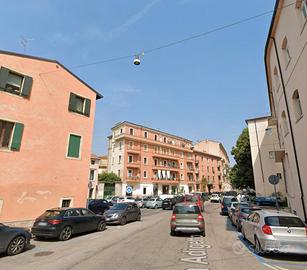 Via Adigetto VR Bilocale