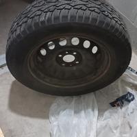 4 Ruote complete per lancia Ypsilon con copricerch