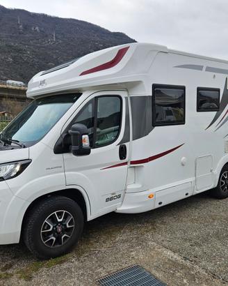 McLouis MC4 860 G anno 2021  6.99 5 posti