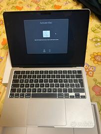 MACBOOK AIR DA 13"  Chip M4 , 16GB,  512GB