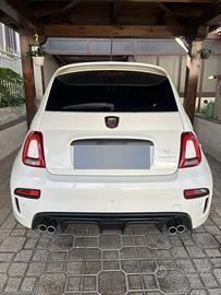 595 competizione