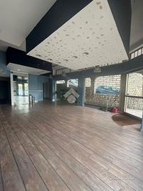 NEGOZIO A CASTELLI CALEPIO