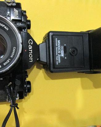 180 € CANON A-1 + 50 mm e 100-200 mm