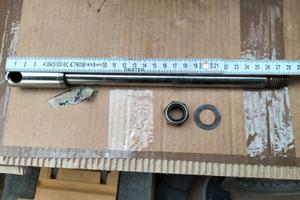 Guzzi GT 850 perno ruota anteriore 13614160