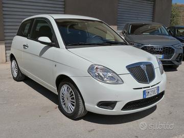 Lancia Ypsilon 1.2 Argento