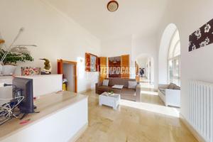 SOLUZIONE IMMOBILIARE PLURIFAMILIARE CON AMPIO GIA