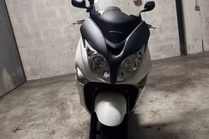 Honda SW-T400 2011