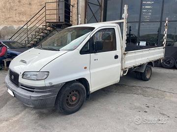 Ricambi Hyundai H-1 2.5 diesel 100cv del 2002