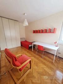 Camere singole in appartamento