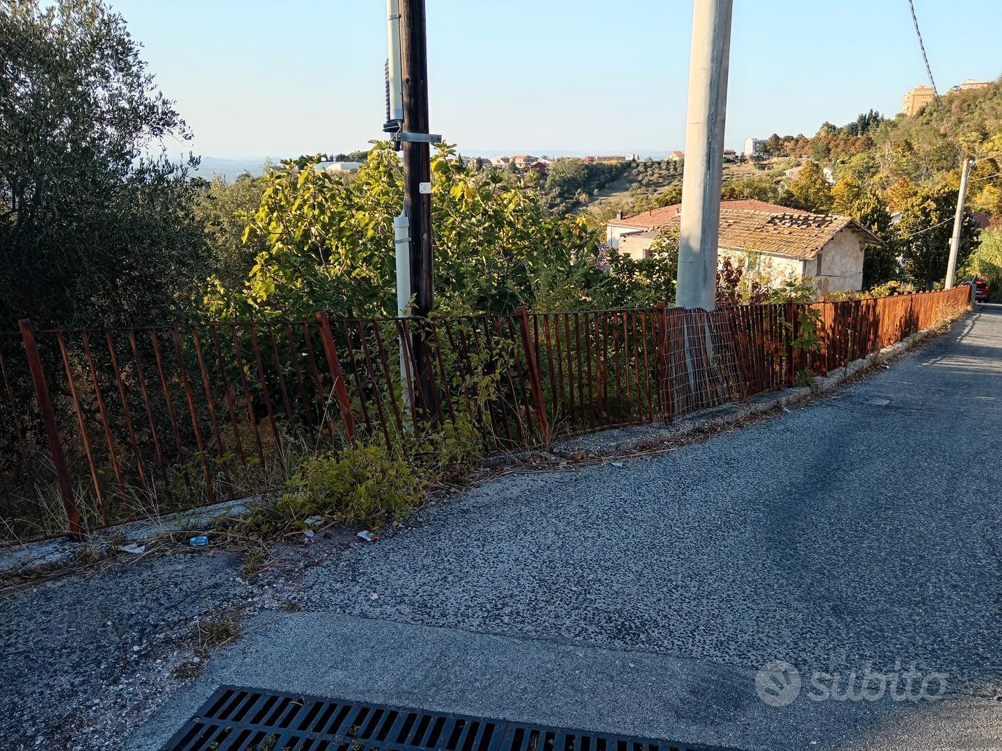 terreno con rudere e 2 magazzini - Vista 5