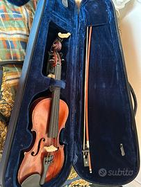 Violino antico 2/4 completo di tutto.