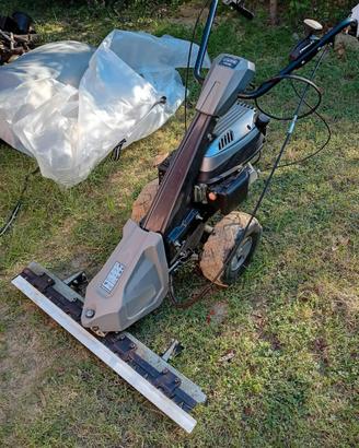 Motofalciatrice