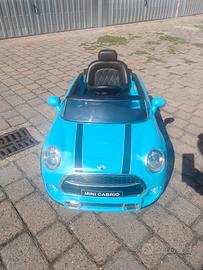 Macchinina per bambini elettrica radiocomandata