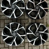 cerchi in lega di Toyota CHR 225/ 50 R18