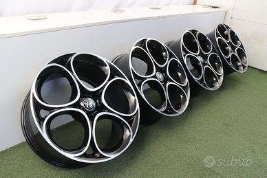 Cerchi in lega Alfa Romeo Giulia 19 ORIGINALI