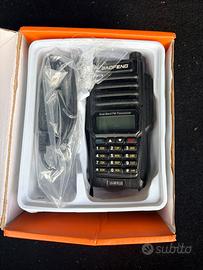 Radio ricetrasmittente portatile (walkie-talkie)