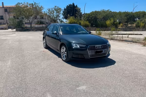 Audi A4 avant s-line interno/esterno 2.0 tdi 150cv