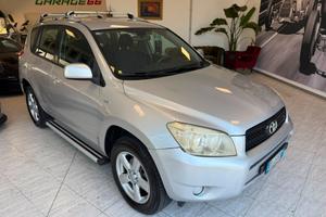 Toyota RAV 4 2.2 D-4D 136 CV Luxury