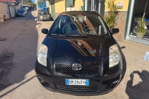 Toyota Yaris 1.3 5 porte M-MT Sol AUTOMATICA