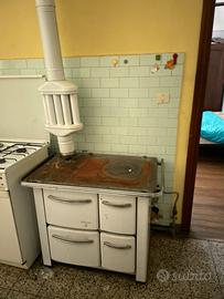 Stufa a legna (putagé) anni 50