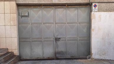 Box / Garage di 21 m² a Putignano