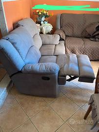 Coppia di divani relax in tessuto – 2 e 3 posti