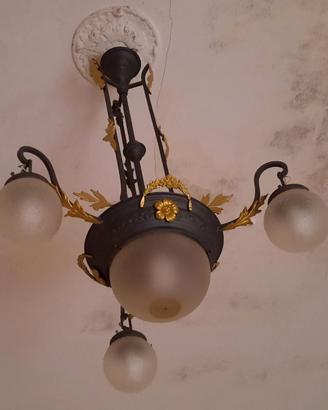 Antico lampadario in ferro battuto - originale