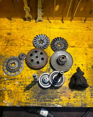 Pezzi booster e aerox