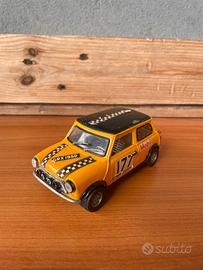 Modellino Politoys Mini Cooper Racing vintage