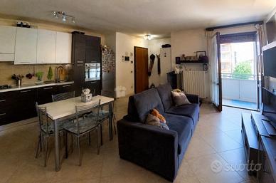 Bilocale con balcone - San Faustino