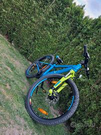 Cube bicicletta mountein bike