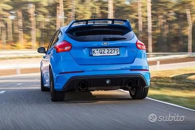 Paraurti Posteriore Ford Focus MK III 3RS Design 1