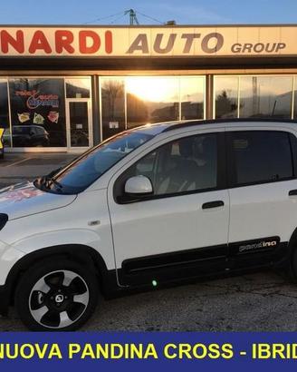 FIAT Panda Pandina 1.0 65cv Hybrid Cross IBRI...