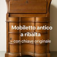 Mobiletto antico a ribalta – con chiave originale