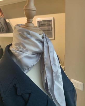 Fendi foulard