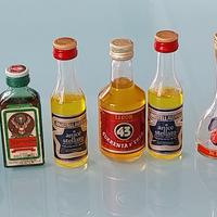 Lotto di mignon di liquori vari vintage 