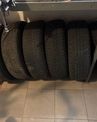 Cerchi con pneumatici 175/65 R 15 per Honda Jazz
