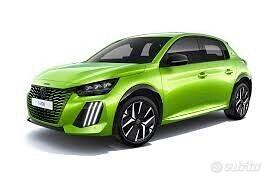 Musata completa e ricambi vari Peugeot 208 2025