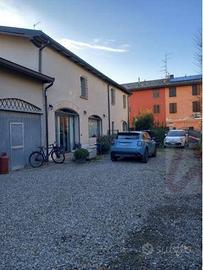 Immobile in asta di 395 m² con più di 5 locali e b