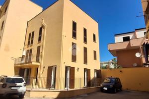 CASA SEMINDIPENDENTE A SANTA FLAVIA
