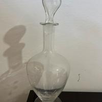 Vaso di cristallo per vino o fiori