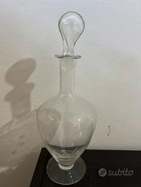 Vaso di cristallo per vino o fiori