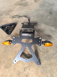 porta targa rizoma MV brutale