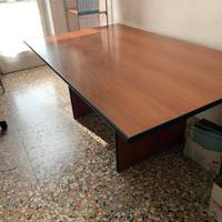 Scrivania grande / tavolo da riunioni