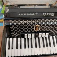 Fisarmonica Soprani 80 bassi