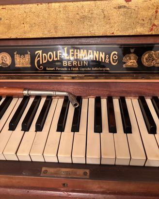 Pianoforte  “Adolf Lehmann &Co. Berlin” primi ‘900
